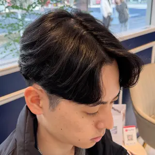 ショート パーマ メンズ 吉田 新平のヘアスタイル
