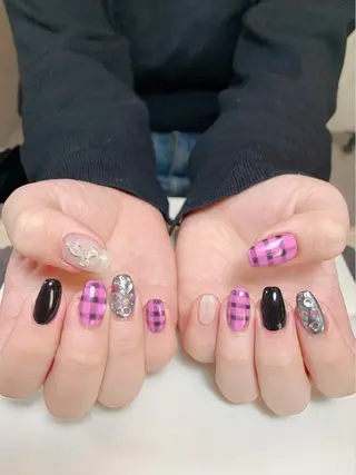ネイル Nail Salon R.N アールドットエヌ所属・R.N アールドットエヌのネイルデザイン