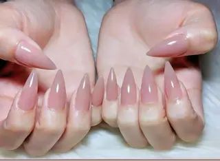 ネイル MORNAIL所属・タイ アキのネイルデザイン