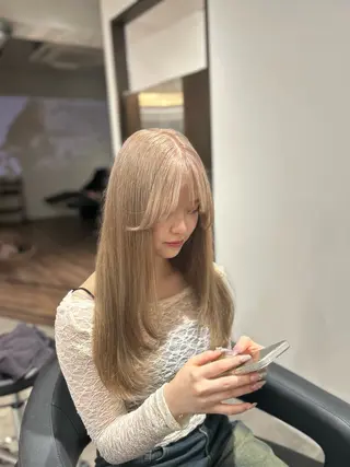 セミロング カラー ヘアアレンジ 💎韓国/ レイヤー カット/ 暖色🫧のヘアスタイル