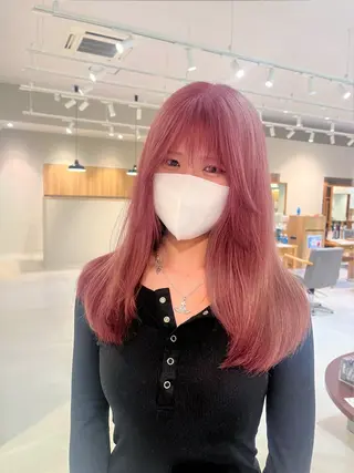 カラー 森 理音のヘアスタイル