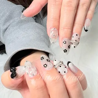 ネイル 大澤 瞳のネイルデザイン