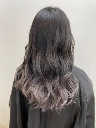 セミロング eL HAIR SALON なんば店所属・ブリーチカラー特化 /焼田貴明のヘアスタイル