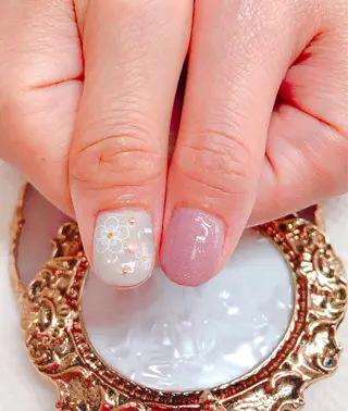 ネイル CROWN プライベートサロンのネイルデザイン