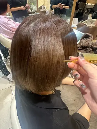 カラー 松井 千鳥のヘアスタイル