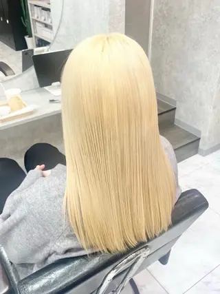 セミロング 🦋ハイトーン🦋 石山 希理🦋のヘアスタイル