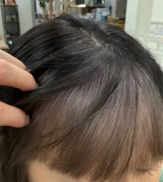 ミディアム カラー plaatje所属・山本 百桜のヘアスタイル