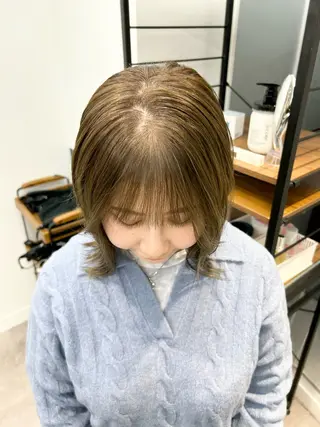 ミディアム ブリーチなしWカラー /レイヤー/セイナのヘアスタイル