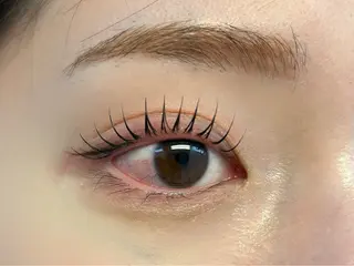 マツエク・マツパ WHITE EYE  本厚木所属・WHITE EYE🐈🎀 秋山の眉毛・アイブロウイメージ