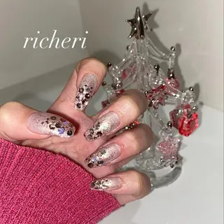 ミディアム ネイル richeri beautyのネイルデザイン