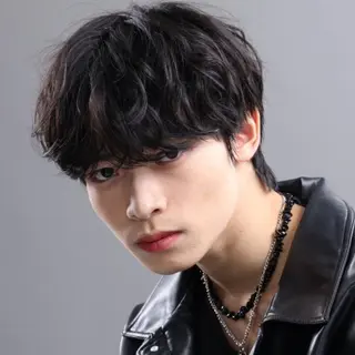 パーマ ミディアム confidence 新宿本店【公式】のヘアスタイル