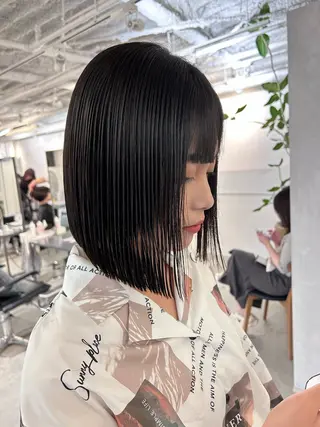 ショート カラー 切りっぱなしBOB 職人💜Anzuのヘアスタイル