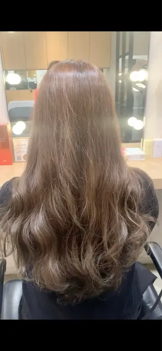 ロング グッドネイバーズ銀座所属・伊藤 鳳雅のヘアスタイル