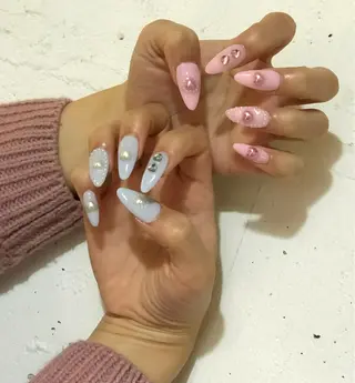 ネイル Soeur ネイリストのネイルデザイン