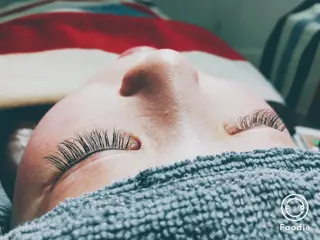 マツエク・マツパ サロンEF 金山店所属・アイデザイナー HIBINOのマツエク・マツパデザイン