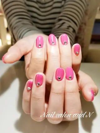 ネイル and Nのネイルデザイン