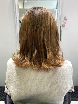 ミディアム カラー ducha所属・DUCHA Tomida naoのヘアスタイル