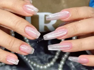 ネイル 藤江 月のネイルデザイン