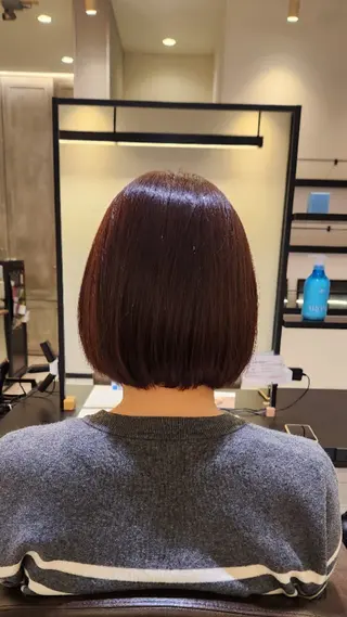 ミディアム 大矢 安純のヘアスタイル