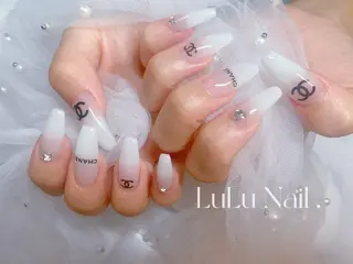 ネイル LULU Nail  Salon 新宿所属・LU LU NailSalonのネイルデザイン