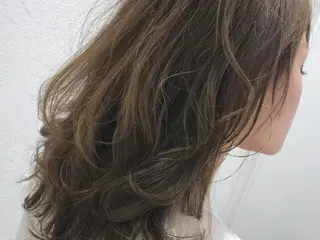 ミディアム カラー ウエモト　タク ショート/レイヤーのヘアスタイル