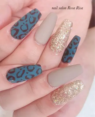 ロング ネイル ネイルスタジオ シェイクユアハンズのネイルデザイン