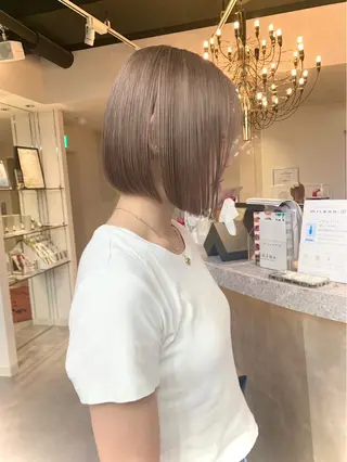 ショート カラー 韓国/レイヤー/ 透明感🩶ひかる🩶のヘアスタイル