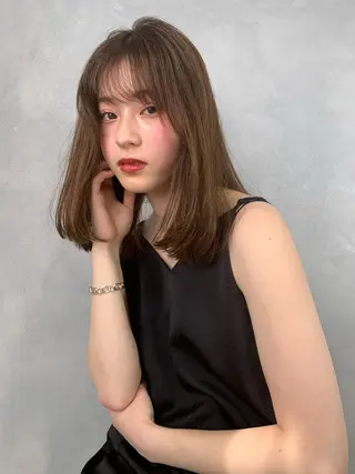 セミロング カラー パーマ ヨシムラ リオのヘアスタイル