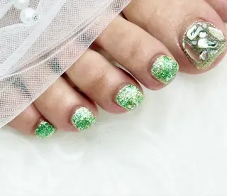 ネイル BeautysalonM所属・Beauty salonMのネイルデザイン