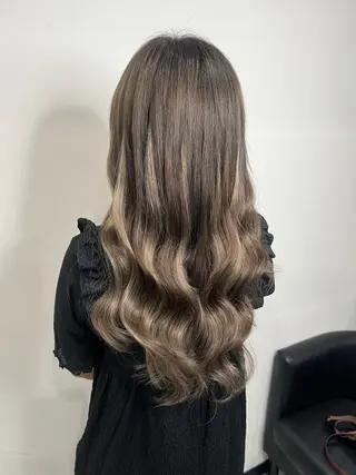 ロング YUDU🍊 germe/ジェルムのヘアスタイル