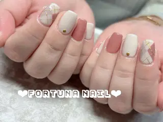 ネイル Nail •Head スパFortunaのネイルデザイン