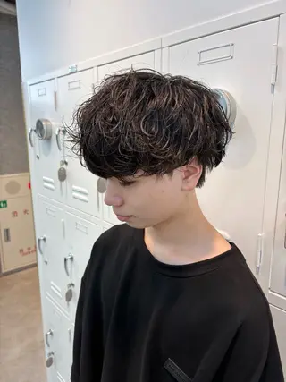 パーマ メンズ 🌀toa/波巻き✨ /メンズパーマ／栄のヘアスタイル