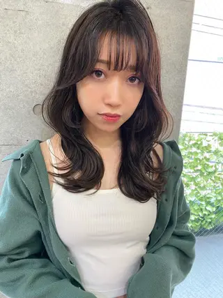 ミディアム 大人可愛いレイヤー 大田のヘアスタイル