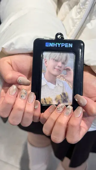 ネイル 🎀韓国レイヤー特化 🎀ベージュ/ミクのヘアスタイル