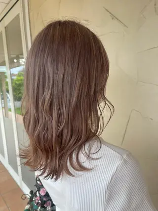 セミロング 関根 沙季のヘアスタイル