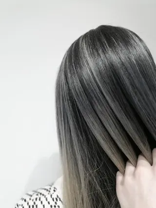 セミロング 髪質改善支持率トップ 谷内◎のヘアスタイル