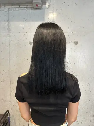 ミディアム カラー 金澤 花のヘアスタイル