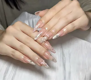 ネイル D-BEAUTY Nailsalonのネイルデザイン