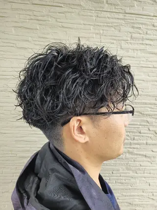 パーマ 電髪倶楽部　美膳所属・荒井 琢人のヘアスタイル