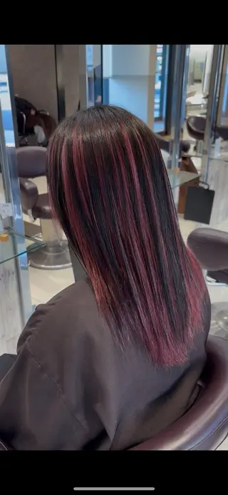 ロング カラー 目崎 丞のヘアスタイル