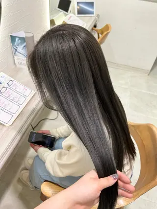 カラー 内藤 歩香🐈‍⬛🩶のヘアスタイル