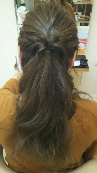 ロング ヘアアレンジ Harbors所属・吉田有里🔸 カラーリスト🔸鎌倉のヘアスタイル