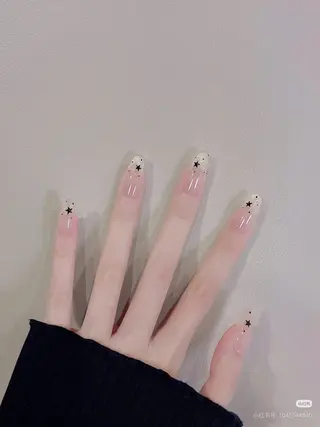 ネイル EMI ANA.CHUOのネイルデザイン