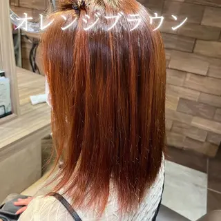 ミディアム カラー 川越 輝梨奈のヘアスタイル