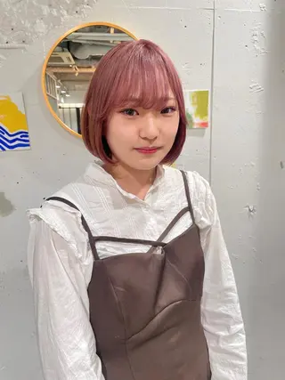 ミディアム カラー ウルフ/似合わせ レイヤー/RIHOのヘアスタイル