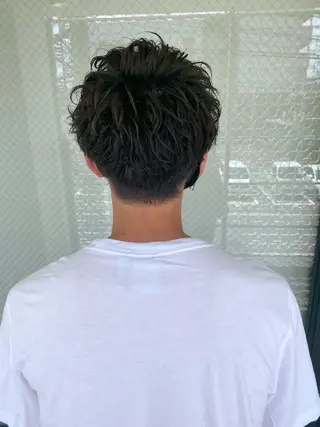 パーマ CLOVER新田辺所属・石賀 早紀のヘアスタイル