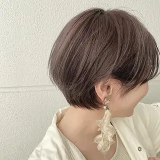 ショート 佐々木 優衣のヘアスタイル