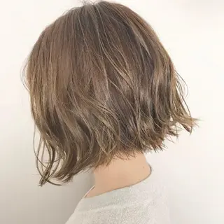 ミディアム カラー 中屋恵美🎨 Designカラーのヘアスタイル