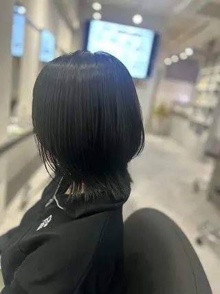 ショート カラー 艶髪/レイヤー 🦋MIYUUのヘアスタイル