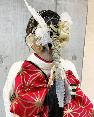 ロング ヘアアレンジ 女性に人気♪ はやしほのかのヘアスタイル